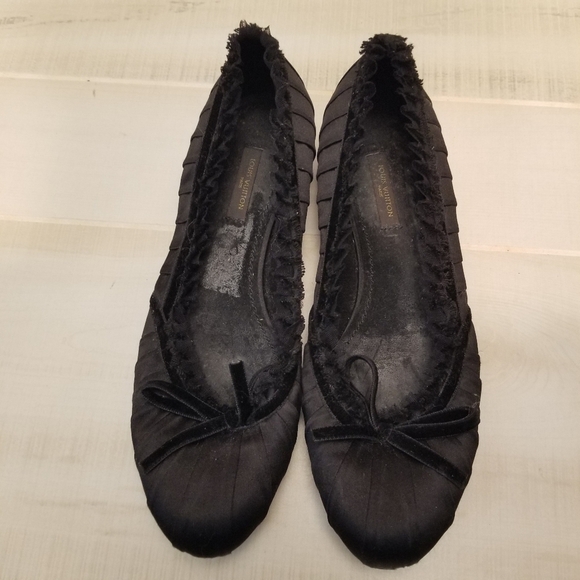 {38/8} Louis Vuitton Ballet Flats Satin Black Velvet Trim - Picture 1 of 15